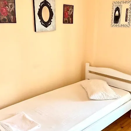 Apartament Lavranos Alepou
