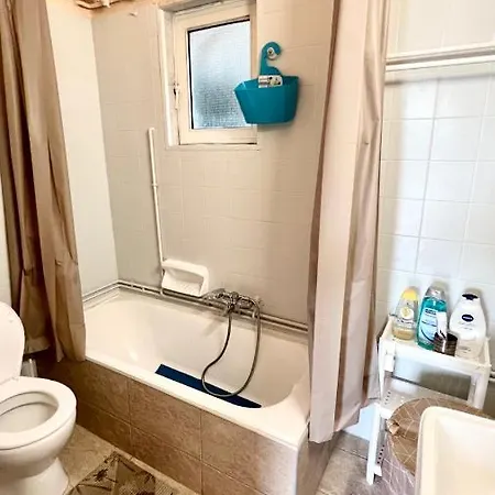 Apartament Lavranos Alepou
